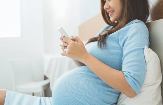 علت لگد زدن جنین در شکم مادر چیست ؟