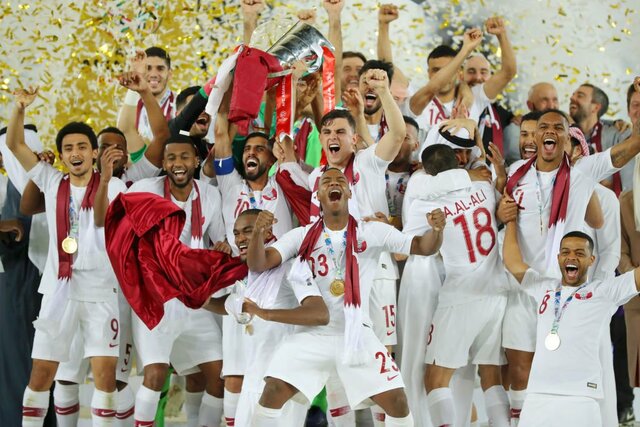 پاداش عجیب و باور نکردنی امیر قطر به بازیکنان تیم ملی قطر بخاطر قهرمانی