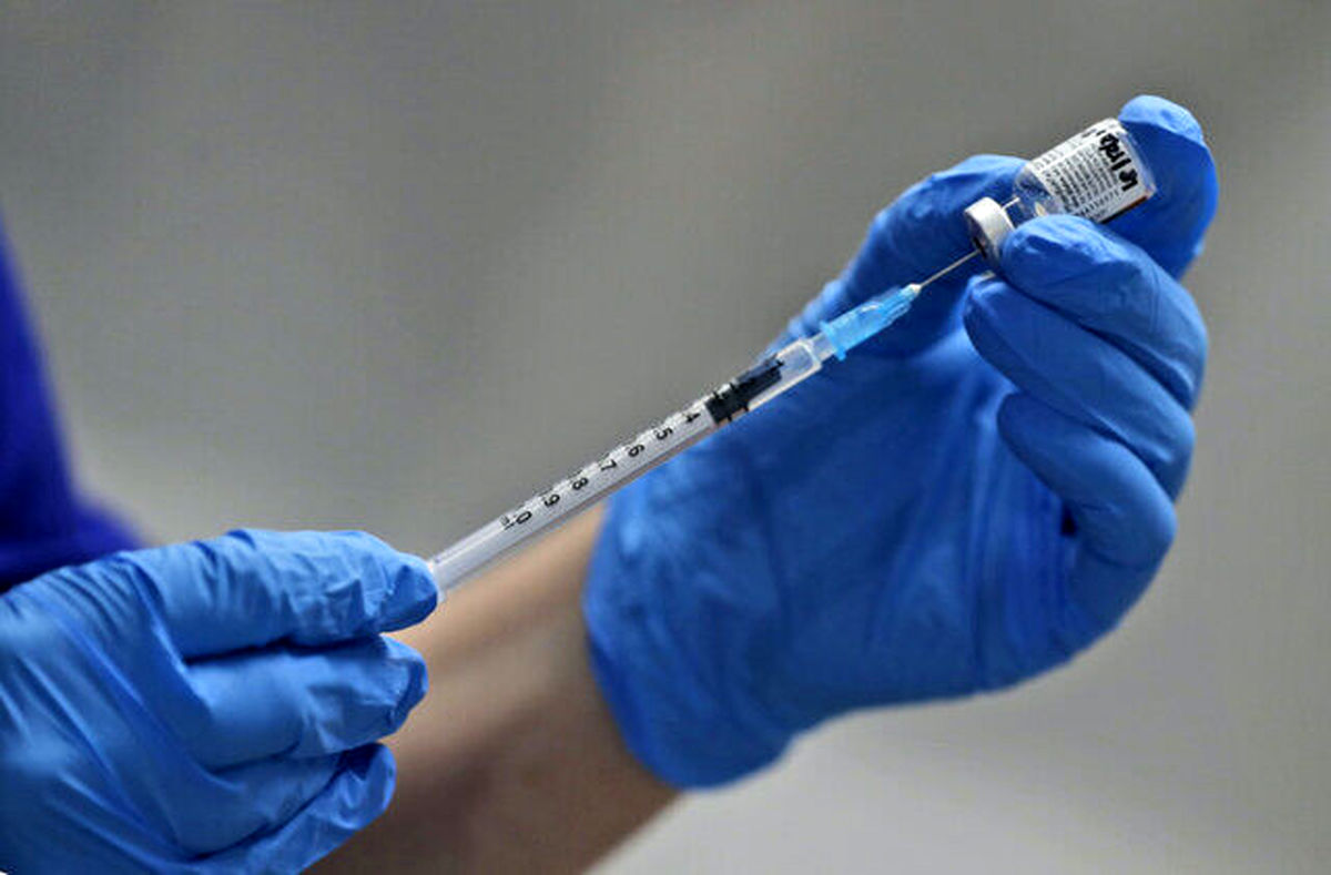  3 ماه پس از دریافت دز دوم واکسن کرونا دز یادآور تزریق شود